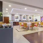 Hotel Poleczki Airport 3*