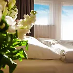 Poleczki Airport Hotel