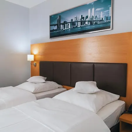 Poleczki Airport Hotel