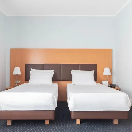 Poleczki Airport Varsovie