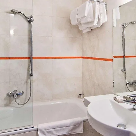 Poleczki Airport 3* Varsovie