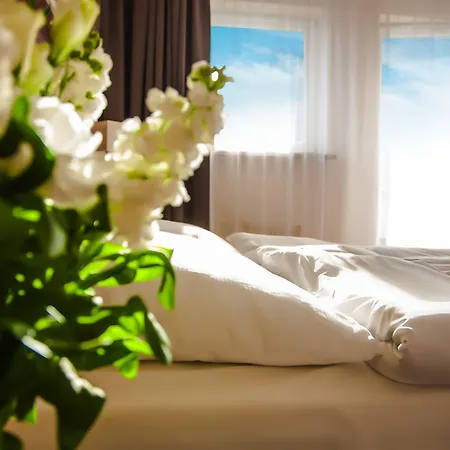 Poleczki Airport Hotel