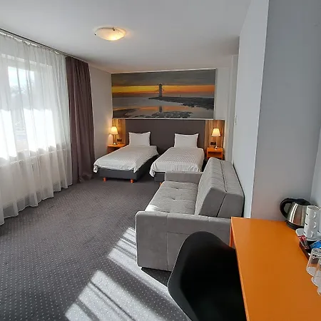 Poleczki Airport Hotel