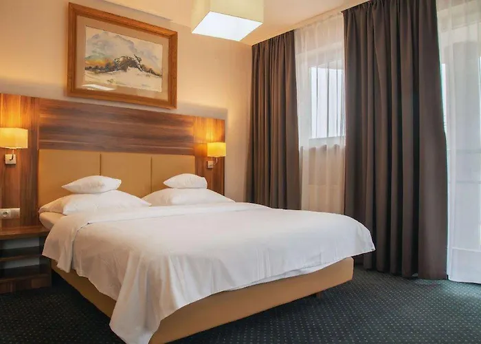 Poleczki Airport Hotel