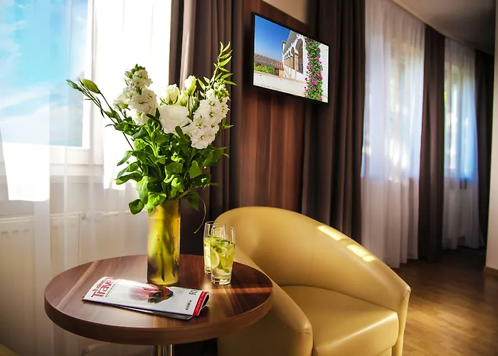 Hotel Poleczki Airport