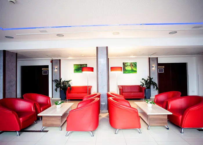 Hotel Poleczki Airport 3*