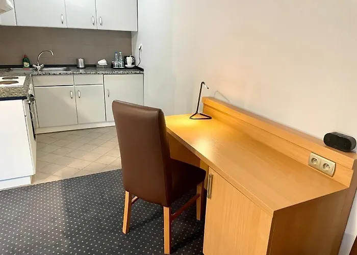 Poleczki Airport Hotel 3*