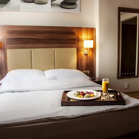 Poleczki Airport 3* Warschau